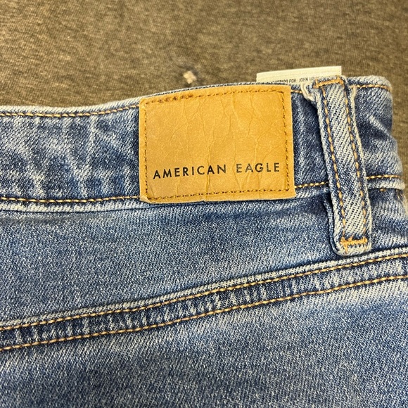 American Eagle Ripped Jeans - Picture 6 of 6